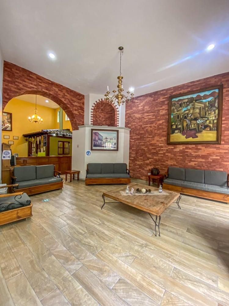 Hotel Mansion Del Cantador